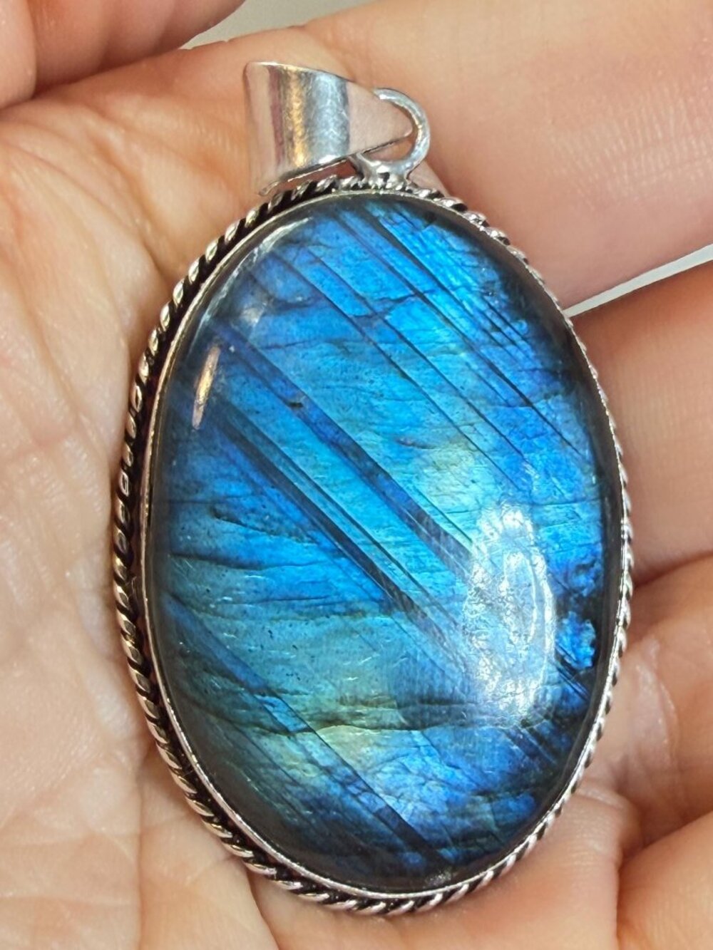 Blue Flash Labradorite Pendant 925 Bale Oval Cabochon